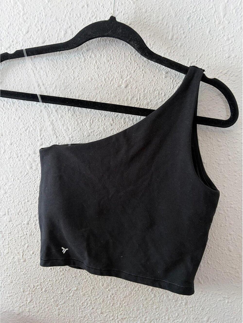Old Navy Active PowerChill Black one shoulder cropped tank size S light support. - Picture 2 of 3